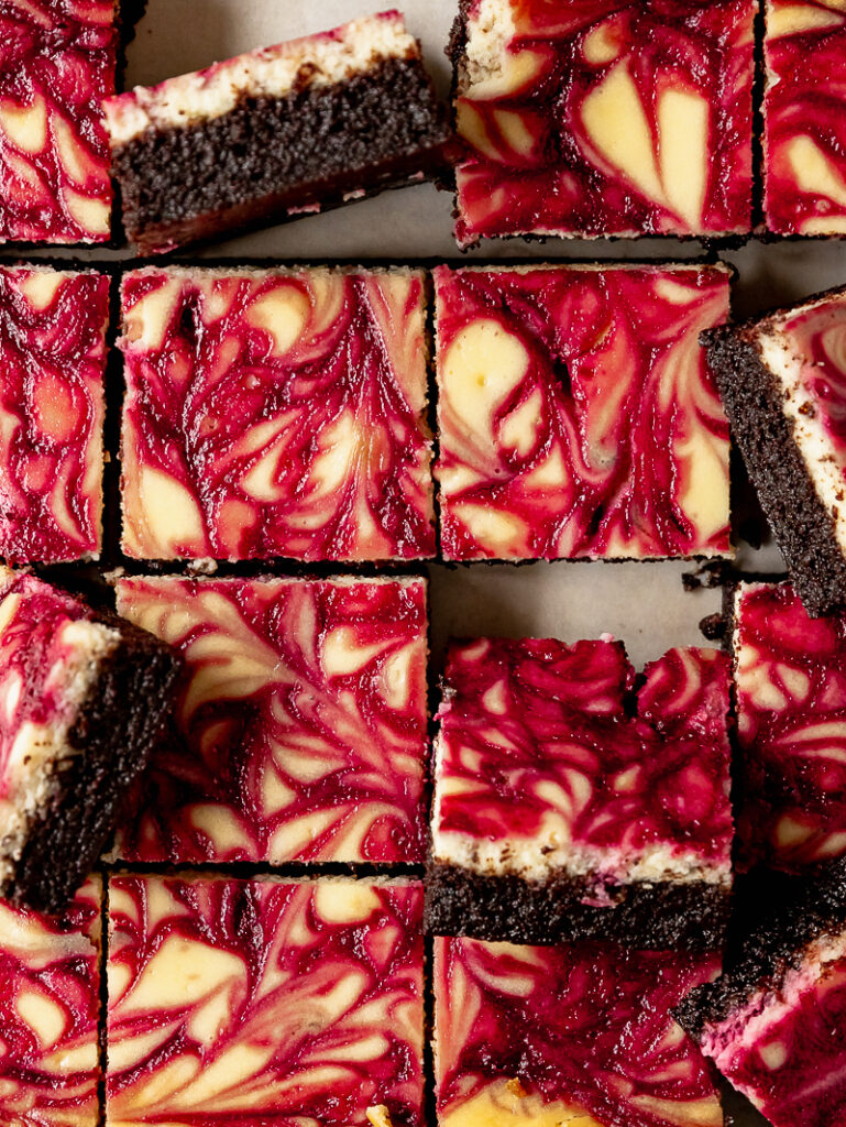 blackberry swirl cheesecake brownies