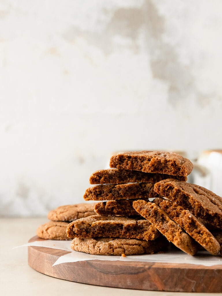 chewy molasses cookie