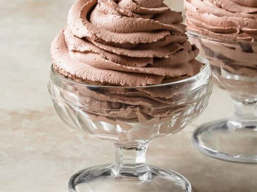 Chocolate-Whipped-Cream-9-