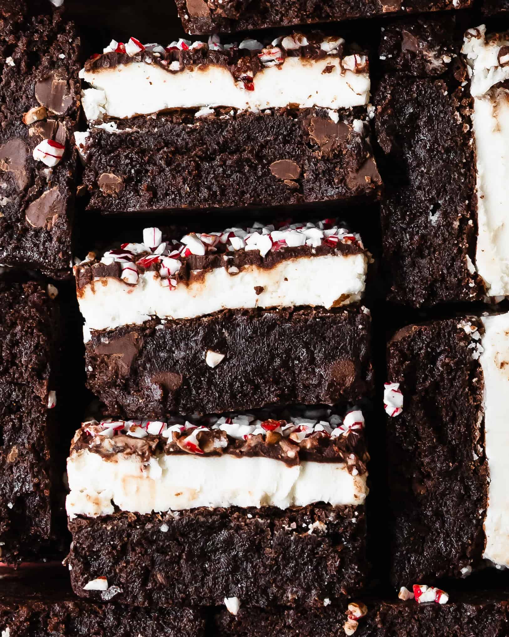 Brownies with peppermint.